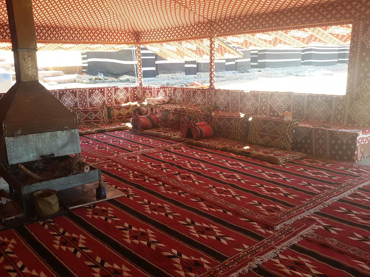 Obeid'S Bedouin Life Camp Hotel Wadi Rum Exterior photo