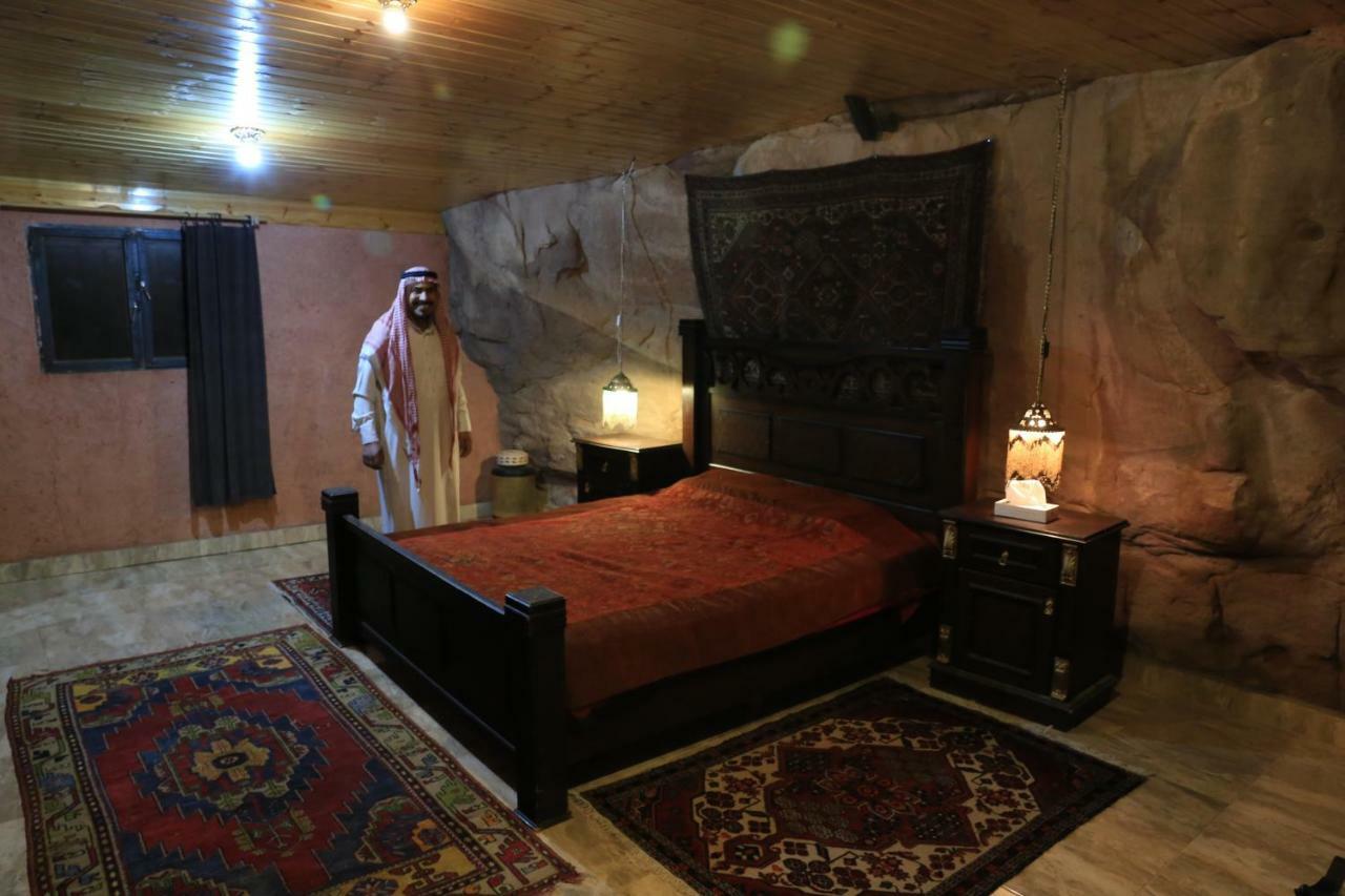 Obeid'S Bedouin Life Camp Hotel Wadi Rum Exterior photo